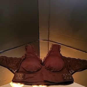 NWOT  black Soft bra SZ 36 B? MEDIUM